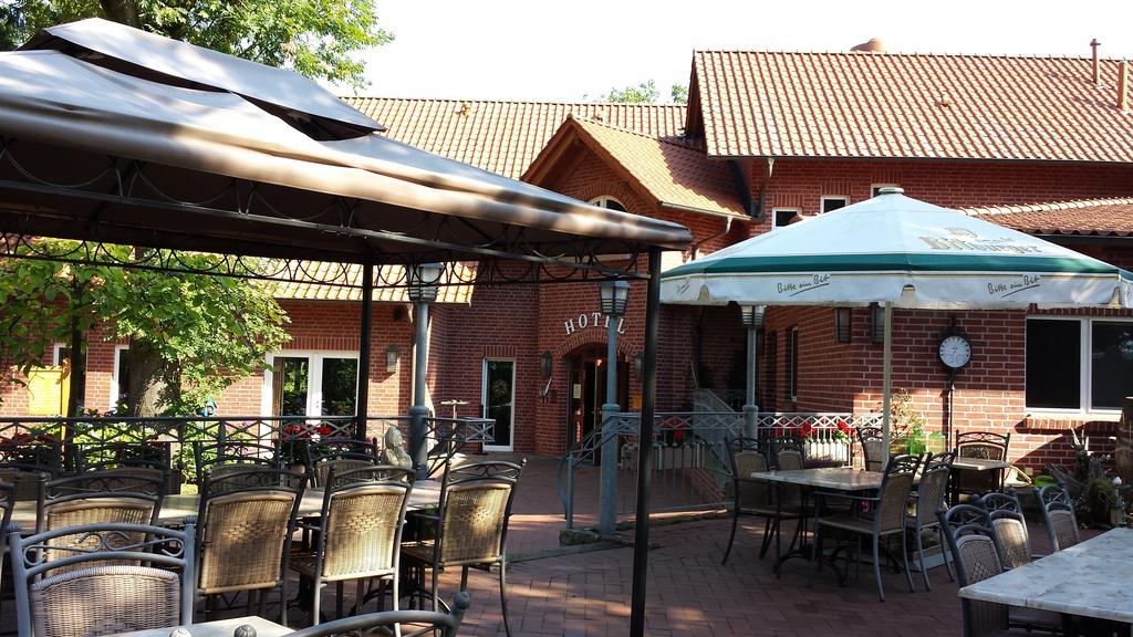 Hotel Restaurant Am Pfauenhof Quakenbrück Esterno foto